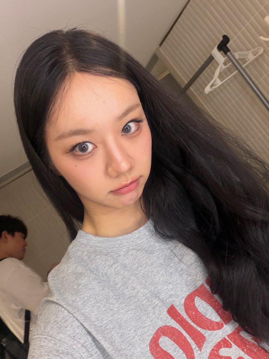 jaeyisslave's tweet photo. Hyeri bubble Update🫧 https://t.co/tTtuQIVfnl
