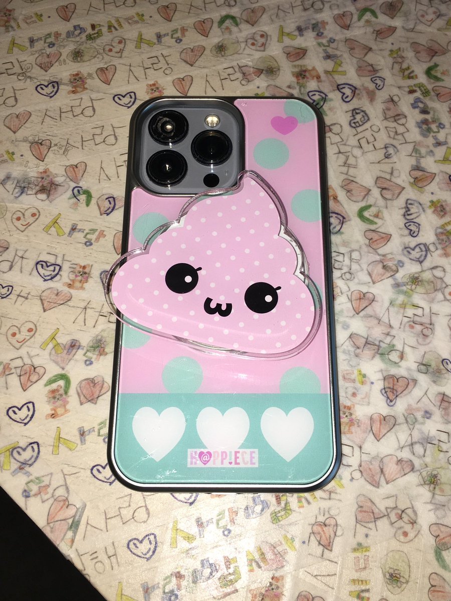 happpiece's tweet photo. #event 

💩💞💩
샤방똥 푸푸 ... 💩🫰🏻😳
스마트톡 &amp; ♥♥ lover phone case 
똥 좋아하는 사람? .. 

open sale ~10% (9/6까지)

#rt + #좋아요 추첨 한분께 그립톡을 보내드립니다 

🛒https://t.co/RttTMSz7xF https://t.co/uyLgFqGdUz