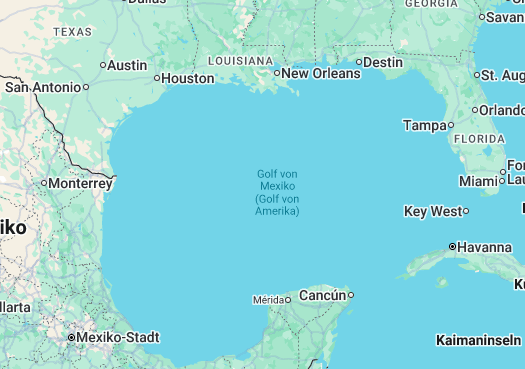 Solid_Pudding's tweet photo. @PatriotVision80 but its just for the USA, the rest of the world sees it like this on google. its just set in ( ) so its not the official name and no one calls it gulf of america or lake america https://t.co/Vk2vDyhgAA