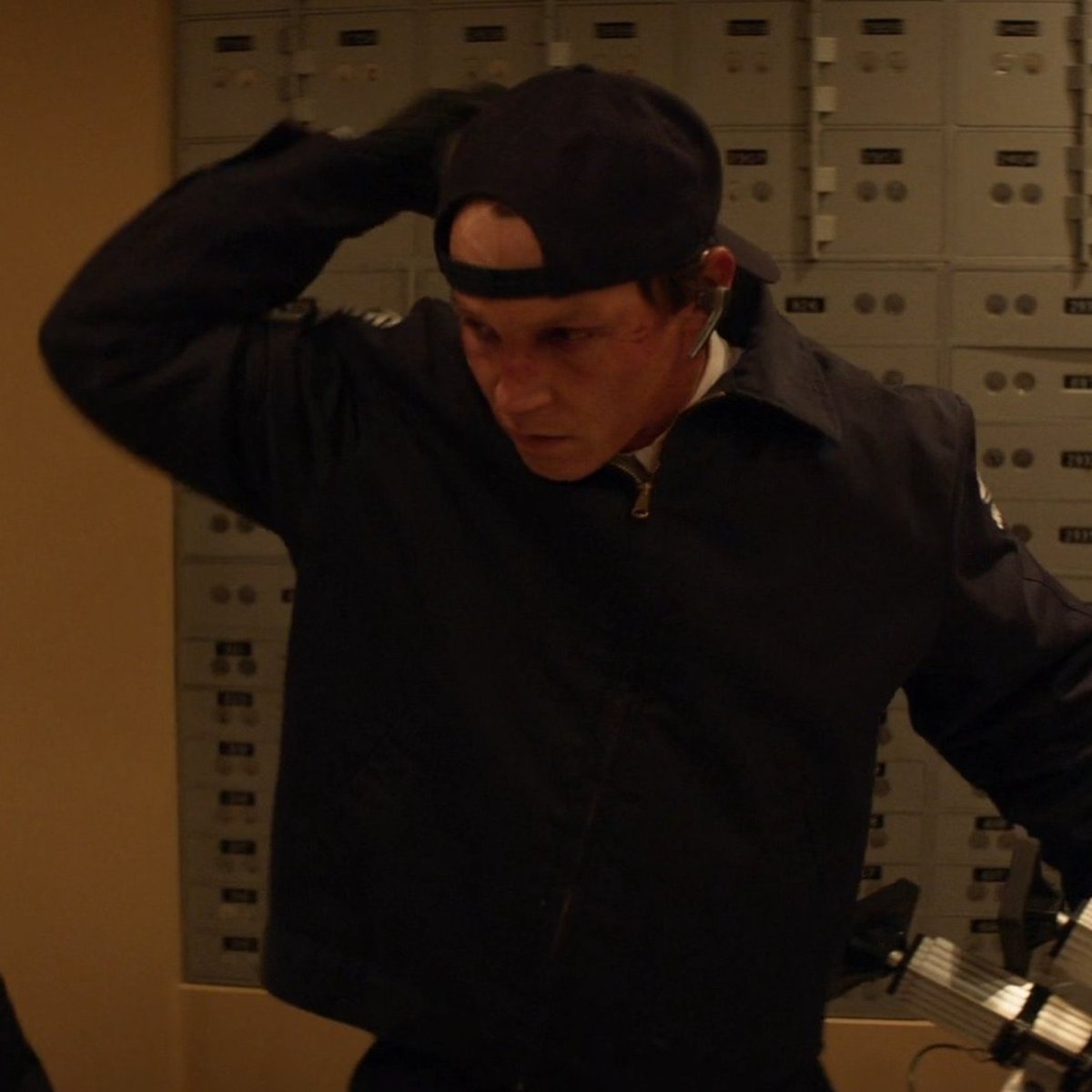 frenchpigtail's tweet photo. backward cap andrew #needthat https://t.co/JkTN5tPvJc