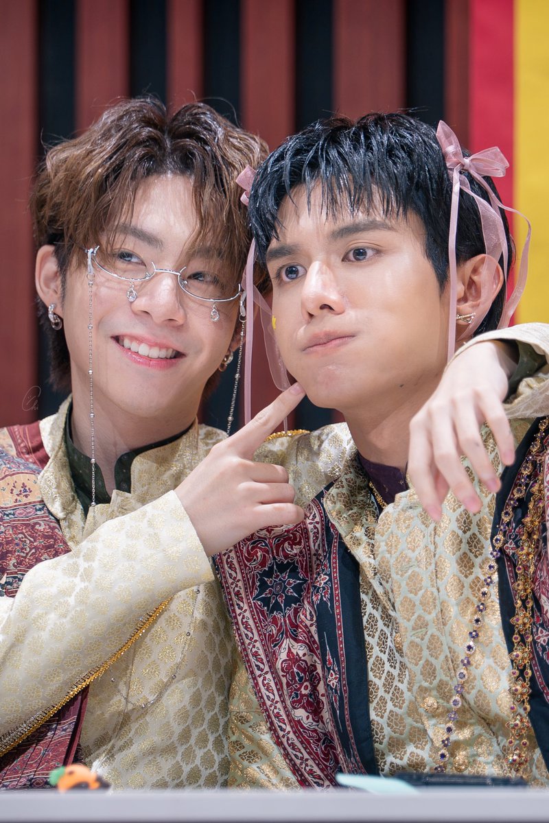 Chicha_dt's tweet photo. jjnet🫣

LUAT SPECIAL MOMENT IN JAPAN
#LUATFansigninJapan
#NETJJ #netsiraphop #jj_rcp https://t.co/vtn4niztpj