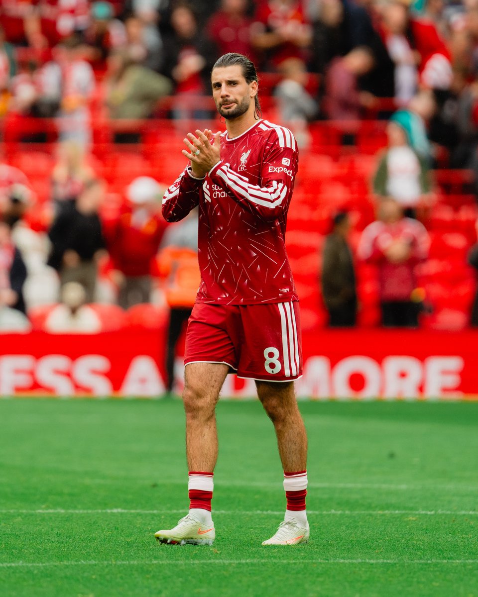 LFC's tweet photo. Thank you for your support at Anfield during our first home game of the season 👏🔴 https://t.co/o7MtbY0SAu