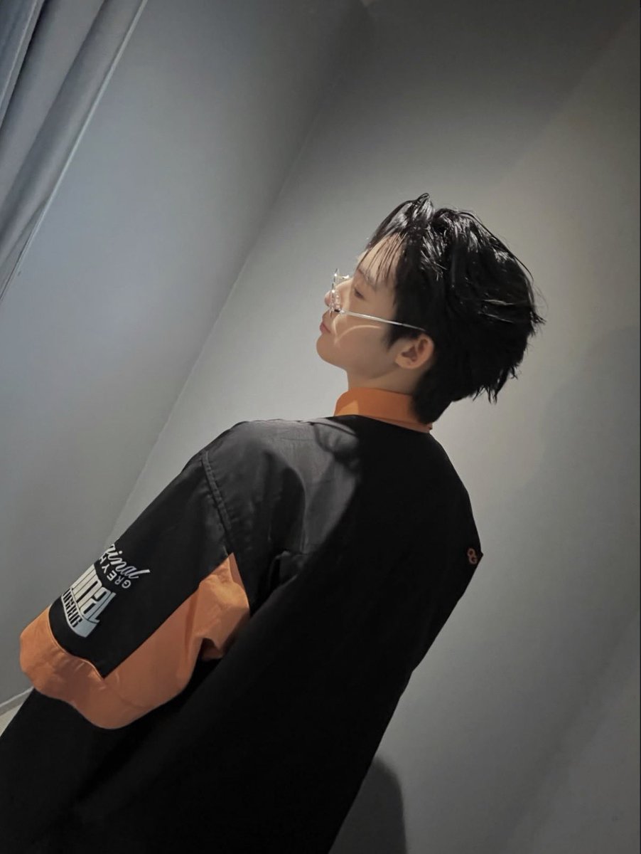 LeoPhatipanTH's tweet photo. ˖ ࣪⊹ 𝘚𝘖𝘊𝘐𝘈𝘓 - #LEO_updated 

IG : j.phatipan 
🗓️ 29.08.26

Nerd👀

🔗  https://t.co/6IILxCsH6v

LEO READY TO SLAY 4TH STAGE

#originalgreyhound
#AlphaNewClan4thHappening
✮⋆˙ #LEO_phatipan : @phxtipax14 ִ ࣪𖤐𖤐 https://t.co/IkXIHiP60R