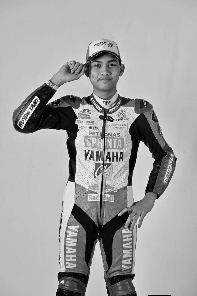 AMKKualaNerus's tweet photo. Innalillahi wa inna ilaihi raji’un.

Dukacita dimaklumkan bahawa pelumba rookie berbakat besar pasukan PETRONAS Sprinta Yamaha - CKJ Racing (CP150), Farres Putra Mohd Fadhil, 18, telah meninggal dunia hari ini. https://t.co/BALmatFdfk