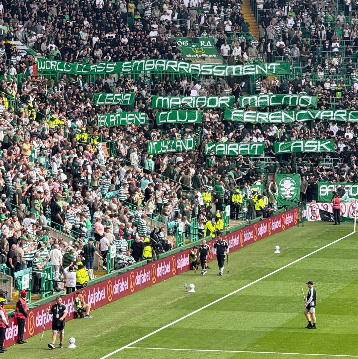 HereCelts's tweet photo. The Green Brigade and Bhoys making their feelings clear after midweek result.

‘World Class Embarrassment’ https://t.co/aOeOXlqsKF