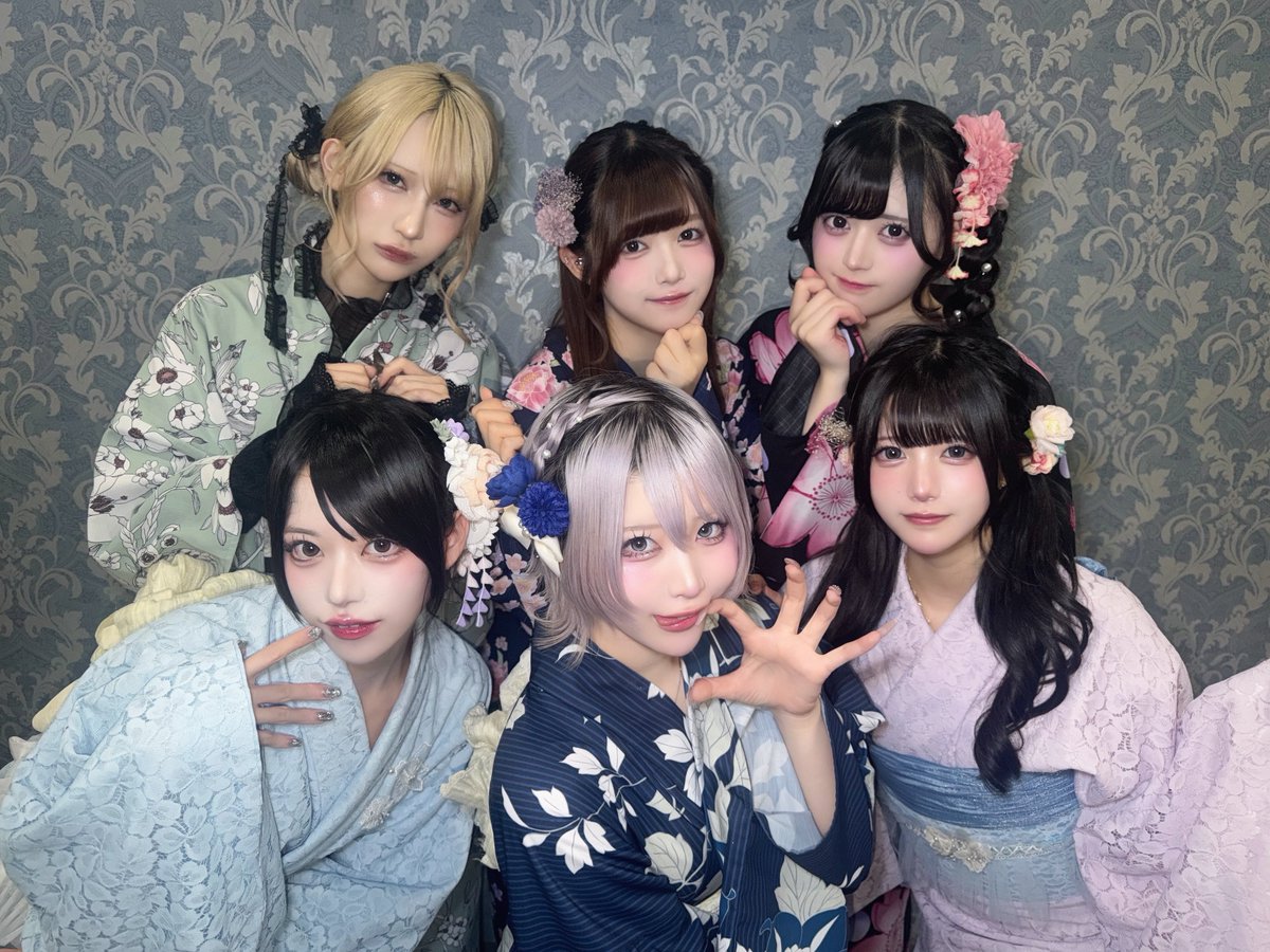 VVSiS_Official's tweet photo. ◤◢◤ ⠀ ⠀𓏴⤬——⌖——⤬𓏴⠀ ⠀ ◢◤◢
⠀
2026.08.26(水) Zephyr Hall
『GIRLS☆DELIGHT#411-浴衣SP-』
⠀
VVSiSの浴衣は世界一かわいい?🎀💖
⠀
次回▷▶︎▷8/30📍NAGOYA ReNY limited
『GIRLS☆DELIGHT#412』
⠀
 #VVSiS #ビビシス
⠀
◤◢◤ ⠀ ⠀𓏴⤬——⌖——⤬𓏴⠀ ⠀ ◢◤◢ https://t.co/pKDUkCHwRl
