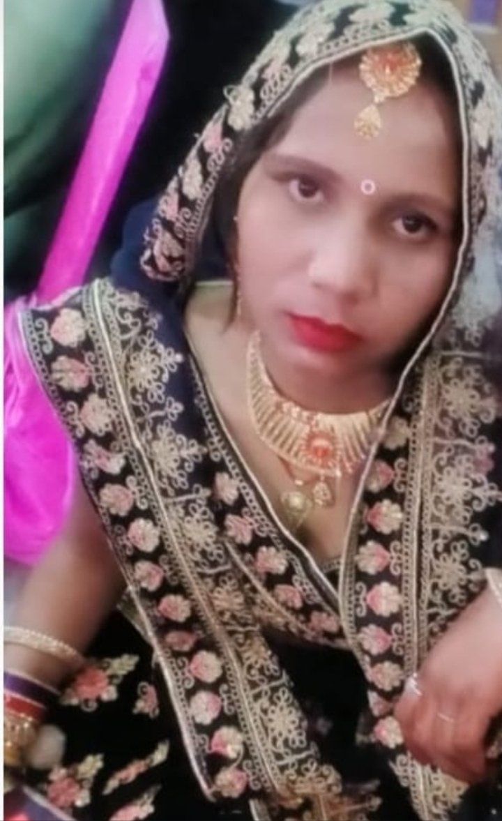 LucknowTak1's tweet photo. लखनऊ
रक्षाबंधन पर मायके से ससुराल गई विवाहिता लापता, ससुरलीजनो पर लगा प्रताड़ित करने का आरोप @Uppolice @lkopolice @LkoCp @wpl1090 @112UttarPradesh https://t.co/yUwZb3LWyQ