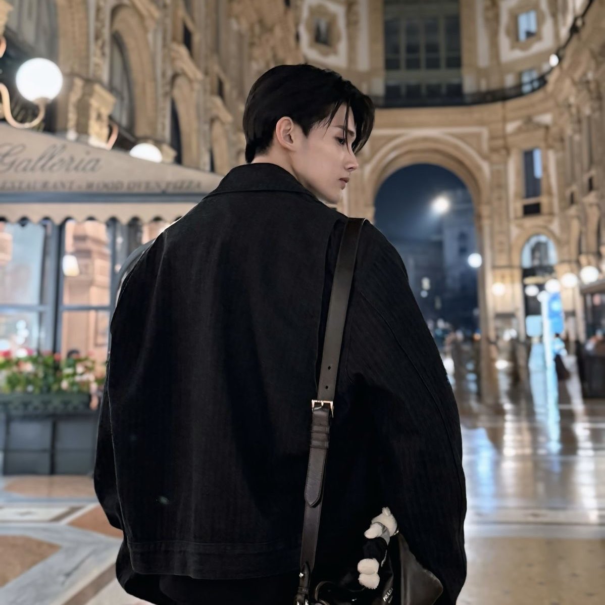 SE0BIE's tweet photo. ✮ jo as italy .ᐟ https://t.co/D6Y5escQKu