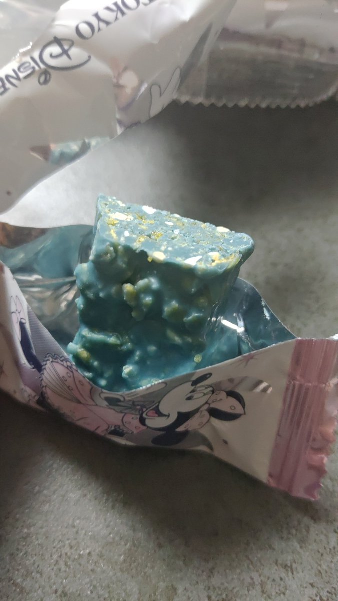 m_iad's tweet photo. やばい色してるけどだいじょぶそ？ https://t.co/i9sBzIwuvo