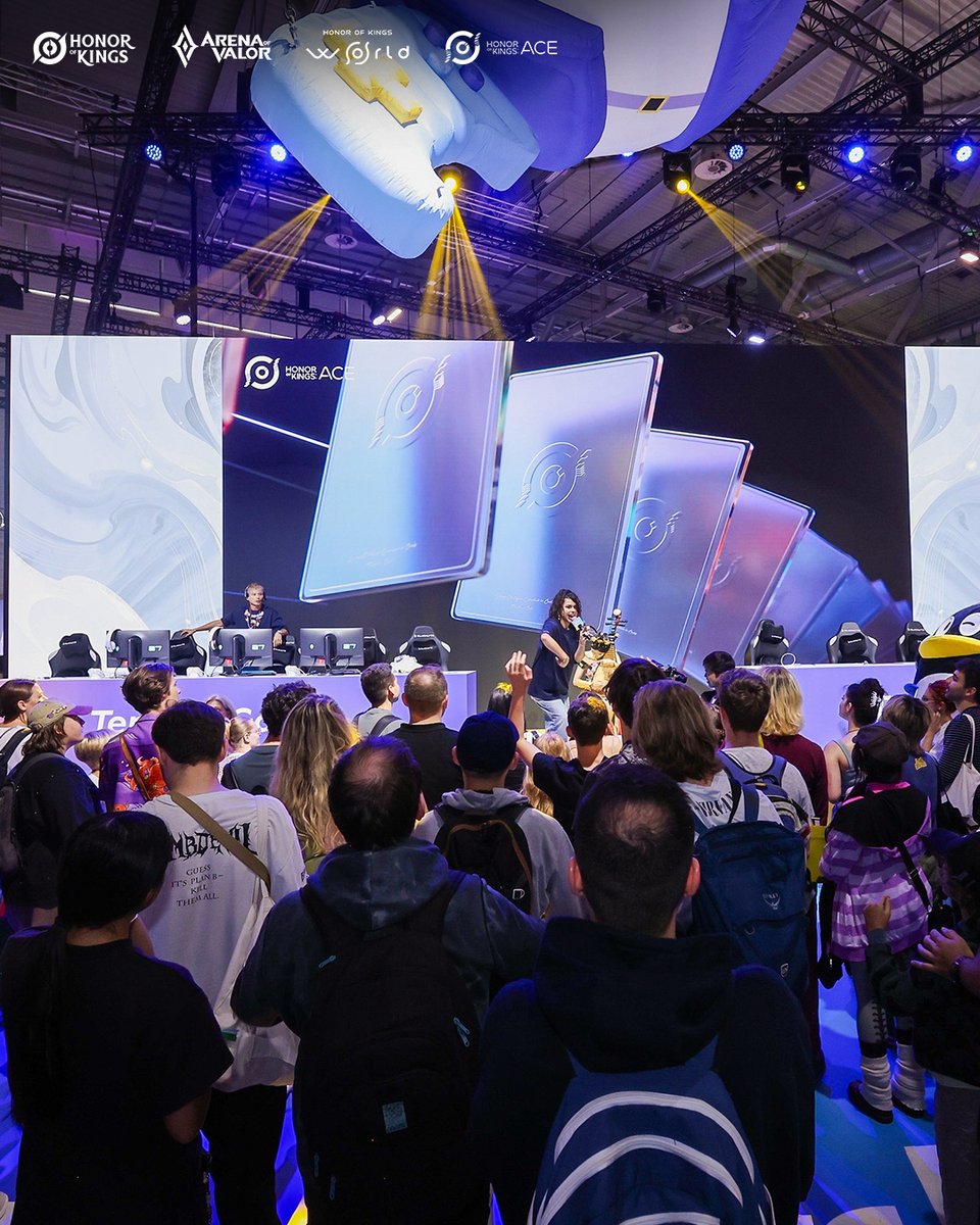 HonorofKingsACE's tweet photo. Look who escaped into Gamescom 2026!
Come try Honor of Kings: ACE, and grab a picture with them at Gamescom! ♟️
📍 Find us: Hall 8.1 | Booth A051B050
🗓️ Dates: Aug 26–30, 2026
#hoktitlesgamescom #gamescom2026 #HonorofKingsACE #HoKACE https://t.co/6iHBJqfTcK