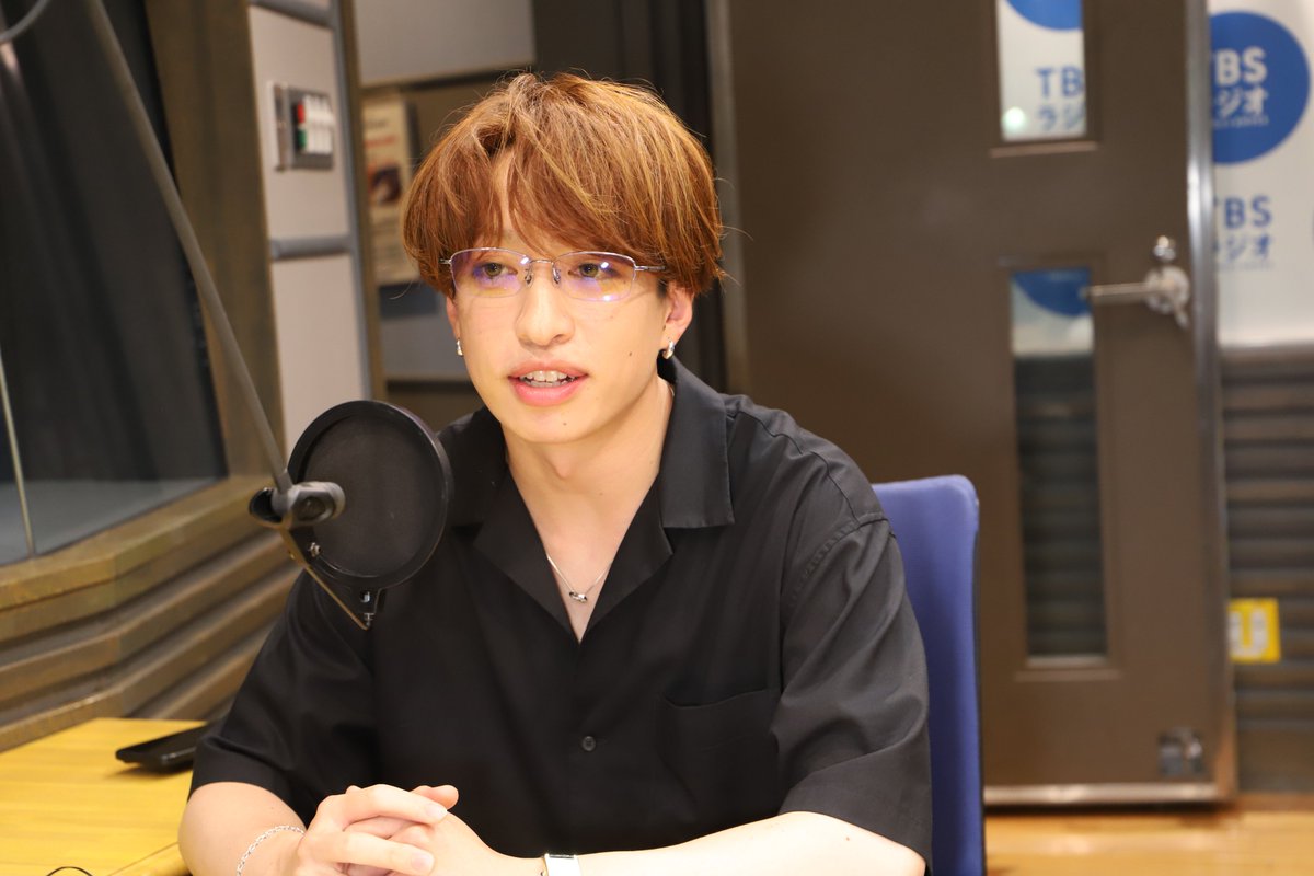 radio_talkabout's tweet photo. #トークアバウト 最後のお電話は！

☎高2・ゆず
『初めて聴いた、
　　幼稚園生の弟の歌🎶』

夏なのにジングルベルを
急に歌いだして・・🎄🔔

#浦島坂田船
https://t.co/HY55vrNJV3 https://t.co/3Cmzn1MPUH