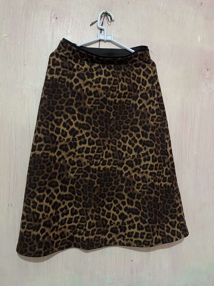 ThreadUntukMu's tweet photo. Rok satin laveelaa like new 35k
Rok leopard bahab tebel bagus 35k

Shopee+adm/splitpay https://t.co/DlORbDKN64