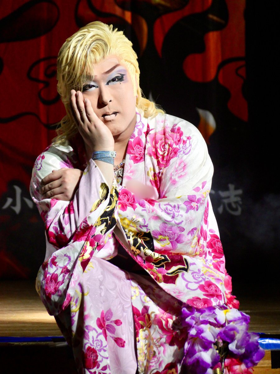 Riri_engeki's tweet photo. ビジュ良すぎて連写しまくった中から選ばれし4枚の爆イケ雷矢さん()

#劇団美松 #藤川雷矢 https://t.co/vHYtMzSa3e