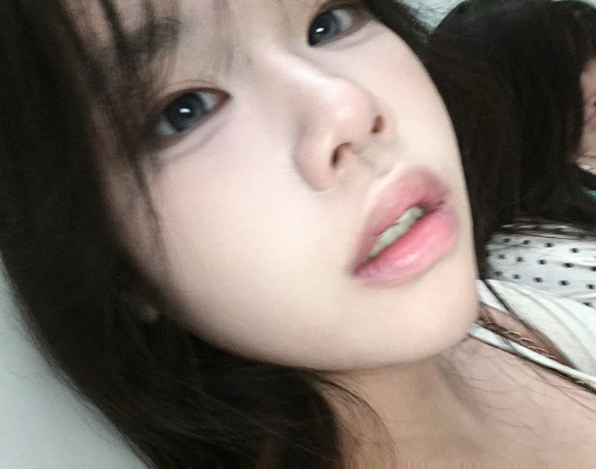 _yes_8_yes_'s tweet photo. 지옥에서~누가돌아왔게~
그래! 니기미야옹이 돌아왔다~
#트친소 https://t.co/tf5j6j3sUm