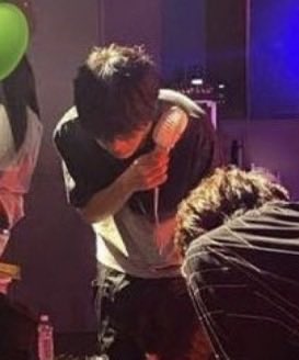 wnnbinhee's tweet photo. street saying that wonbin and sohee mentioned they’ve done exo’s “electric kiss” is this pic… and it look like wonbin sohee(?) https://t.co/xMFrfIblC5