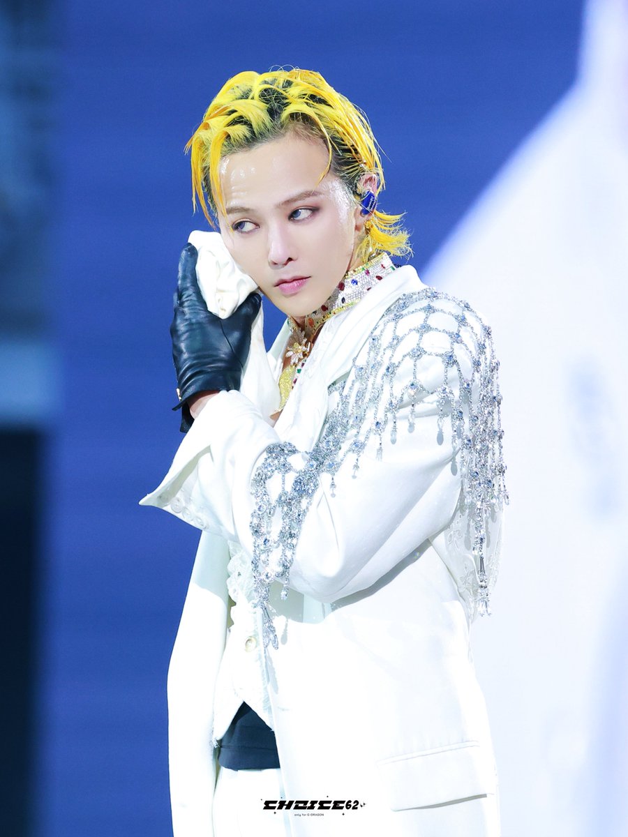 GDs_CHOICE's tweet photo. 260823 BIGBANG WORLD TOUR < XX : COSMOS > IN GOYANG DAY3
😗

#gdragon #권지용 #지드래곤 #kwonjiyong https://t.co/a7mv7oXO2t