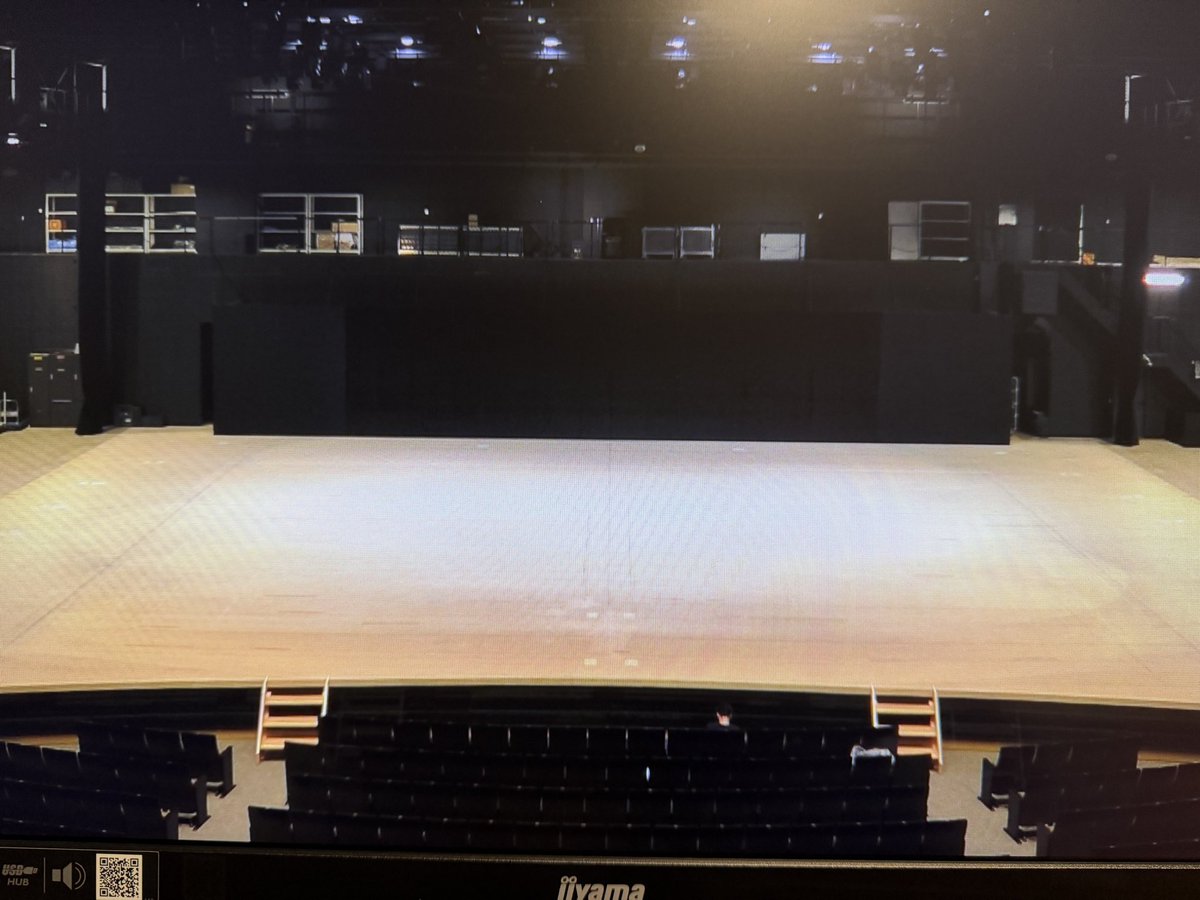 r3inc2020's tweet photo. 聖飢魔II熊本ミサ無事終了👿
参拝して頂いた信者の皆様
来れなかったけど
思いを送って下さった信者さま
ありがとうございました😊
二度と見る事は出来ない
激レアなミサになりました。
構成員、メンバー、PA、楽器チームの皆様
大変お疲れ様でした💪💦 https://t.co/VNGJypgRaK