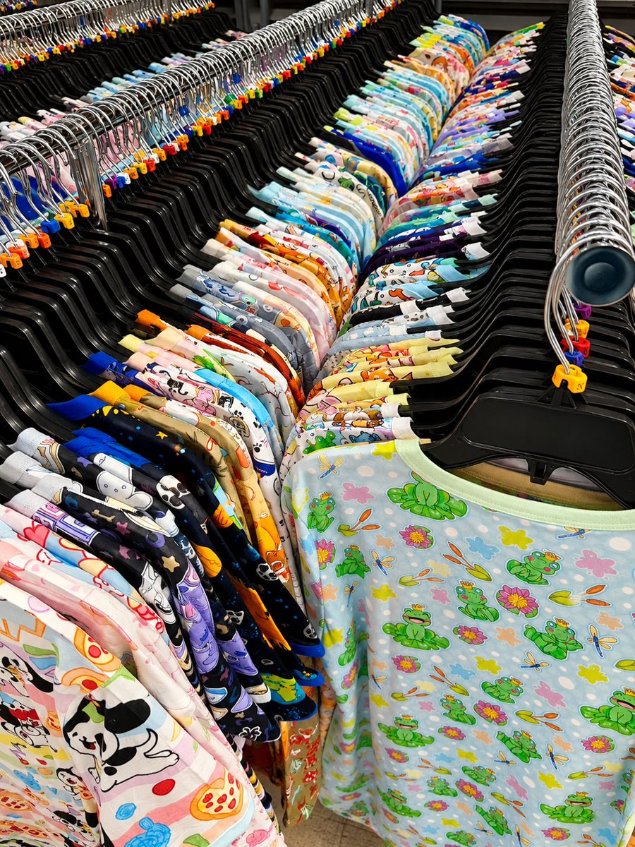Nk36886's tweet photo. I do diaper changing and abdl supplies for diaper abdl Tbdl sissy pup and gay. hange your messy diaper,bath u,help u make cumies,powder ur bum bum,diaper u,clothes u Andbreastfeed u
DM me if you want me to be your mommy or you want me to supply you baby stuff? #abdl #abdlmommy https://t.co/canjC2GsZm