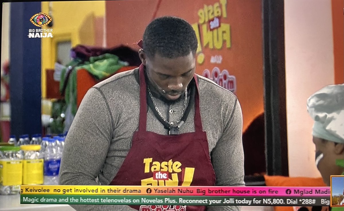 bellanaija's tweet photo. Your favourite ship, Yusuf and Bells, cooking something tasty and fun in the kitchen.🤭

When you put on the @MinimieNigeria apron, you will sure have fun cooking.😉

#MinimieXBBNaija #TasteTheFunWithMinimie #MinimieXBellaNaija #BBNaija #BNxBBNaija11 https://t.co/bHBxqy726D