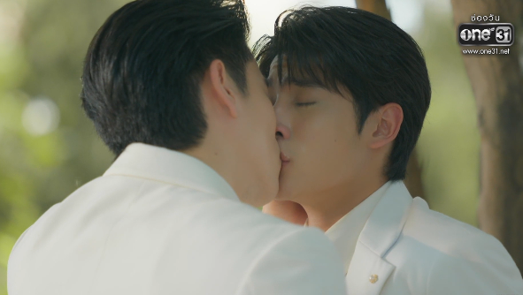 Smileyee97's tweet photo. ช่องone แกงคนดูป่ะ จะบ้าตายยยยย

THE EDGE OF HORIZON FINAL EP
#อรุณรุ่งFinalEP https://t.co/mO1BPstdAy