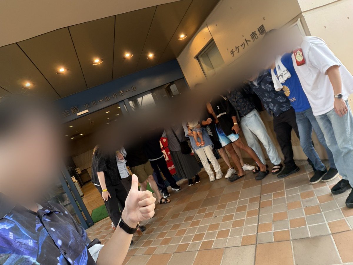 nyanyakuso's tweet photo. 今日は友人さんがボディビル大会に出演するので応援で愛知に来てました📣
喉潰れるくらい全力で声出しきった！

ベストオーディエンス賞、ニューカマー&amp;クラス20の2位受賞おめでとう🎉 https://t.co/E5RlMR8Rwl