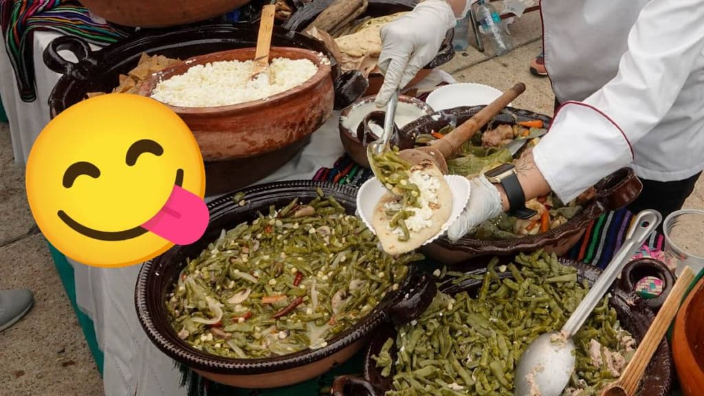 ChilangoCom's tweet photo. Llega la Feria del Nopal 2026 este fin de semana al Monumento a la Revolución. Encontrarás tamales, tortillas, dulces y hasta un concurso de desespinado con productores de Milpa Alta. 🌵 https://t.co/226M7Gjz4c https://t.co/UshHr8vG3J