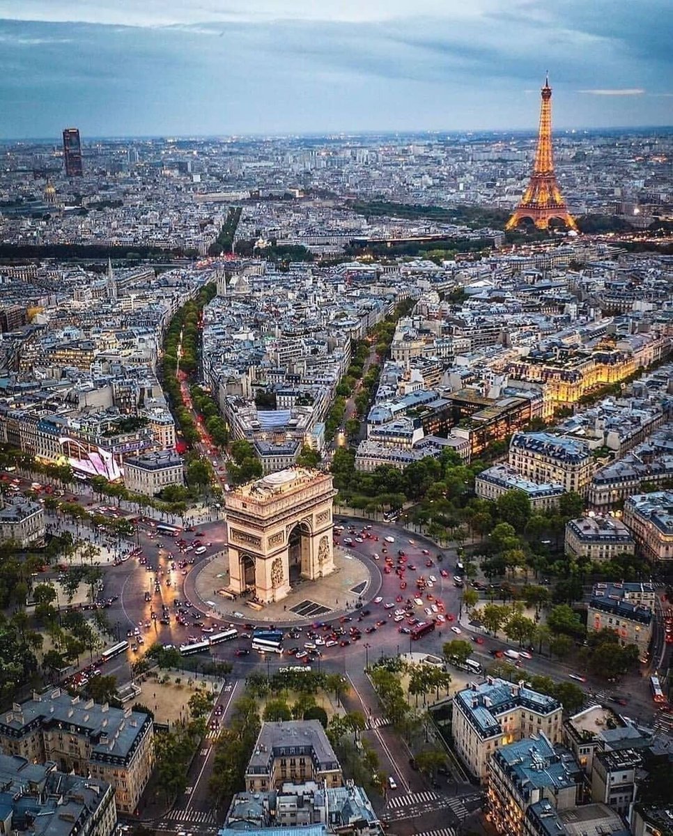 TraveLViewnS5's tweet photo. Paris, France 🇫🇷 https://t.co/WX1s6k79Ed