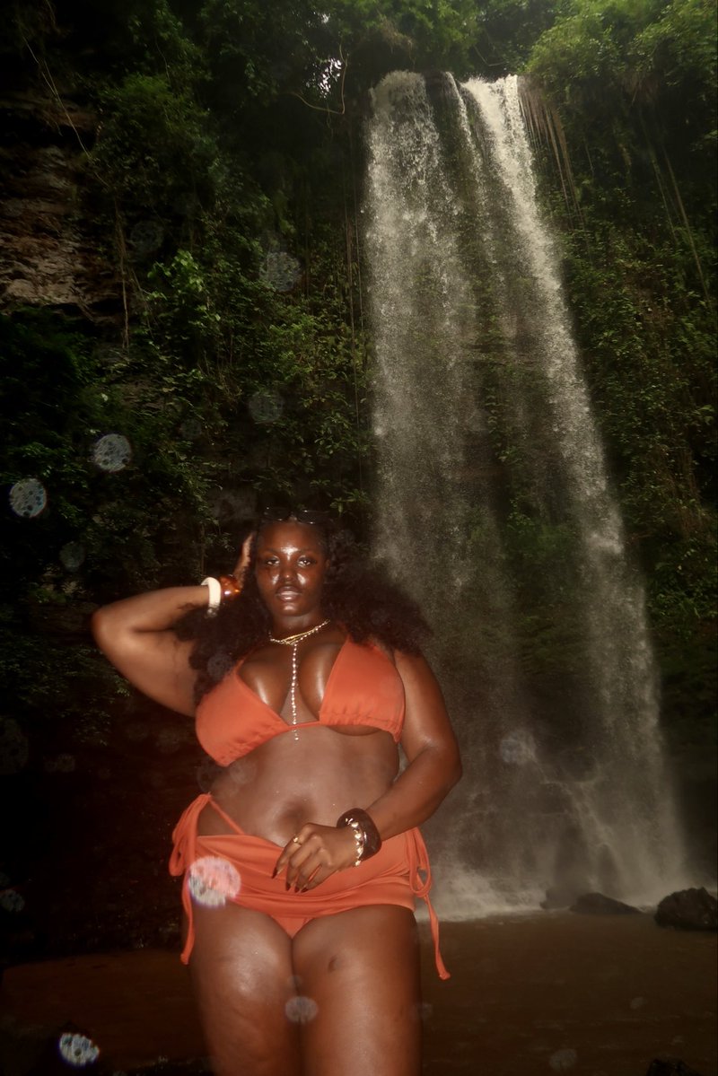 swimsbydidi's tweet photo. IN CASE YOU MISSED IT, WE NOW HAVE THE BURNT ORANGE STRING DIKINI + KNOTTY SKIRT 🤭🧡✨| https://t.co/DrjLI88meI https://t.co/5s6clft5tu