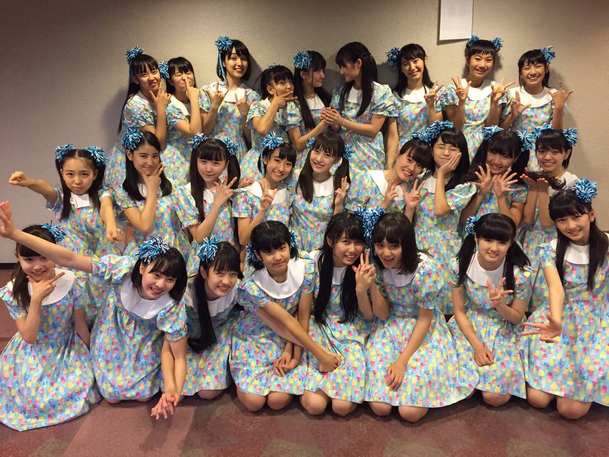 SZTKMCZ's tweet photo. 塚本颯来さんが歌った ZONE「secret base〜君がくれたもの」
10年後の8月にまた出会えることが出来ましたね
突然の別れはあってもまた再会することが出来た
#MST #miicafe を開催してくれた平瀬さんに感謝
10年前の塚本颯来ちゃんは「好きになってよかった」を歌っていました

ロッカはふざけてた笑 https://t.co/cLMOGPVeU6