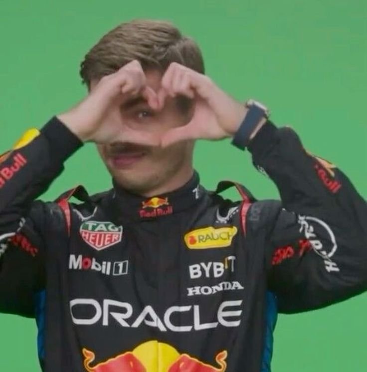 MaciiRussell's tweet photo. hii #f1twt! lagi cari moots baru 🏁🫧
— she/her 🇮🇩
— F1 enjoyer 🏎️
— GR63 mainly, MV33 enjoyer 🫶🏻
— lebih sering ngoceh soal George 🤭
— kadang bahas hal random juga
like + komen kalau mau mots!
nanti aku mampir ke acc kalian 🫶🏻
♡ / rt sangat diapresiasi! https://t.co/USShPOj5TL