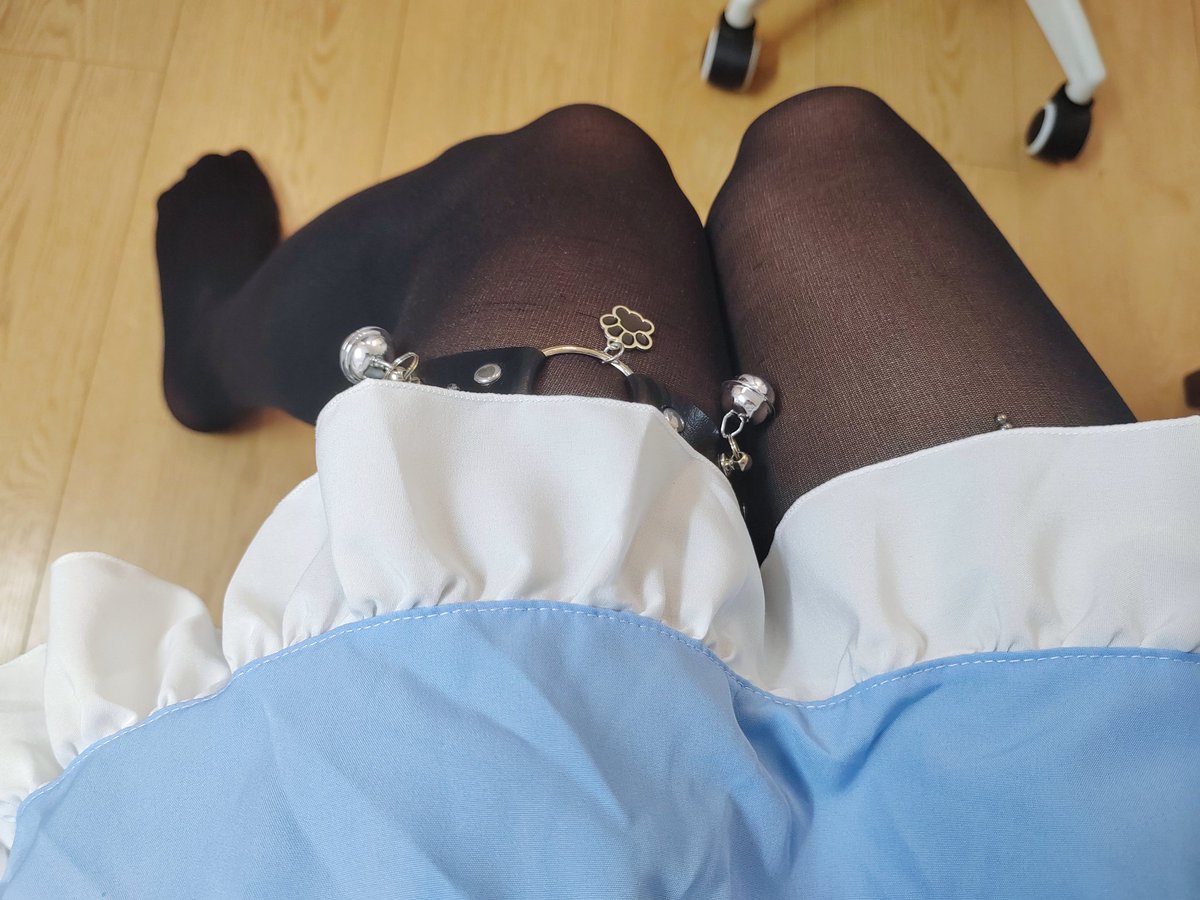 ynchn194546's tweet photo. 每天上班被榨，回家还要被榨
#男娘 https://t.co/hYmFYq8PA0