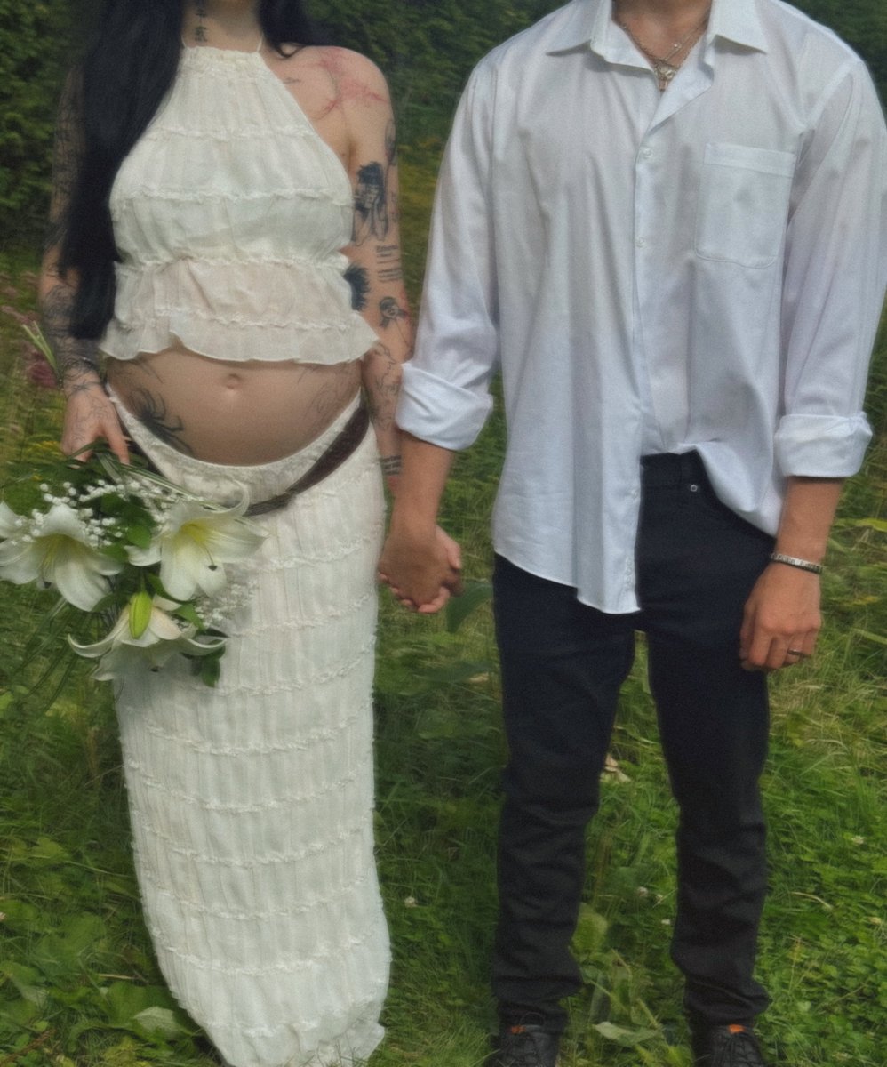 doaenel's tweet photo. When we got married I promised my wife she’d always be the person I’d love most…

I didn’t think I’d break my promise less than a year later.

I’m going to be a dad. https://t.co/0RUiKndSLa