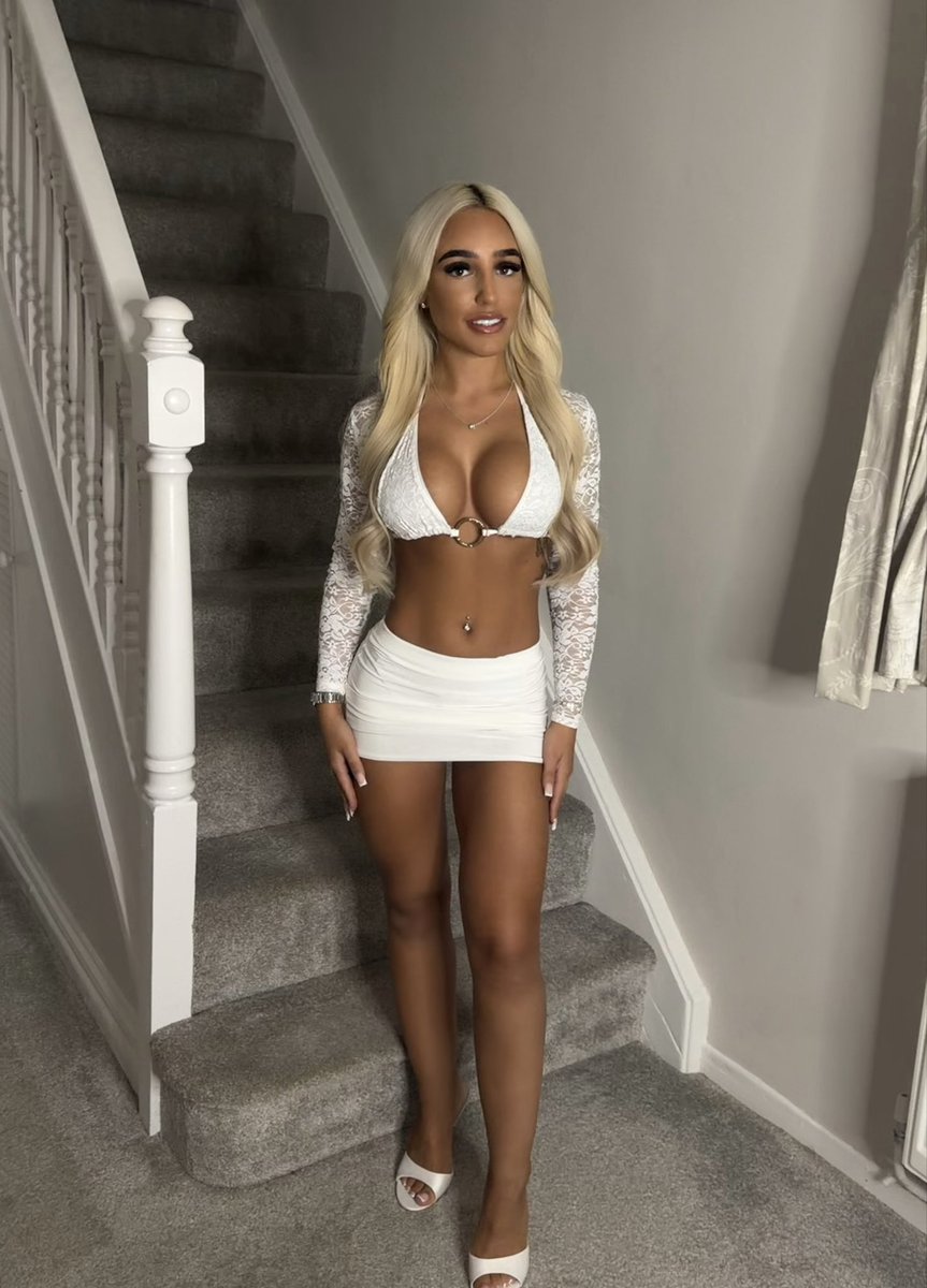 JadeWellsxx's tweet photo. Insta saw it first 👀 https://t.co/zSoK3EXqd9