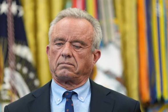 DrNeilStone's tweet photo. The way to deal with a measles outbreak is to do your best to push up vaccine rates and get it under control.

What does RFK Jr do?

Push fake scare stories about fetal tissue in vaccines and dispute measles deaths 

And he's the UNITED STATES SECRETARY OF HEALTH https://t.co/6yM4UvxQrR