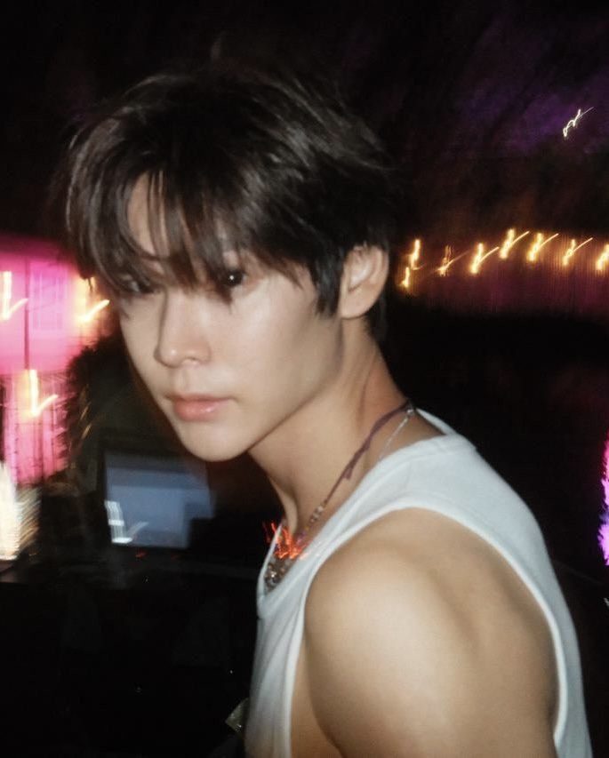 mepuppieyou's tweet photo. หล่อมากกกกกอะ ㅠㅠㅠㅠㅠㅠㅠㅠㅠㅠ https://t.co/Rl0AjH2Itj