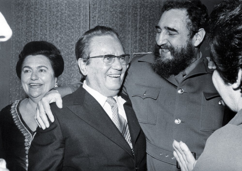 YugoslavVisuals's tweet photo. Tito and Castro, 1976. https://t.co/GEioKloN5G
