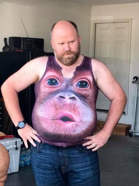 aagostinatw's tweet photo. ya empezó la época en la que tengo que prestar atención a la remera que me pongo abajo del buzo https://t.co/kMborC2SeF