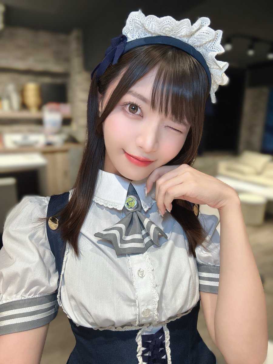 sui_afilia's tweet photo. スズちゃんBDエンカでした🤍
スズちゃんが沢山のセンパイに愛されていて幸せ空間でしたね〜！
限定メニューも美味しくて楽しかった🎶
乾杯やまほしゃも沢山ありがとう✨
次は9/4(金)にいますよ🤍🤍

ウインク上手い？🫣🎶 https://t.co/F4dsFHA5Df