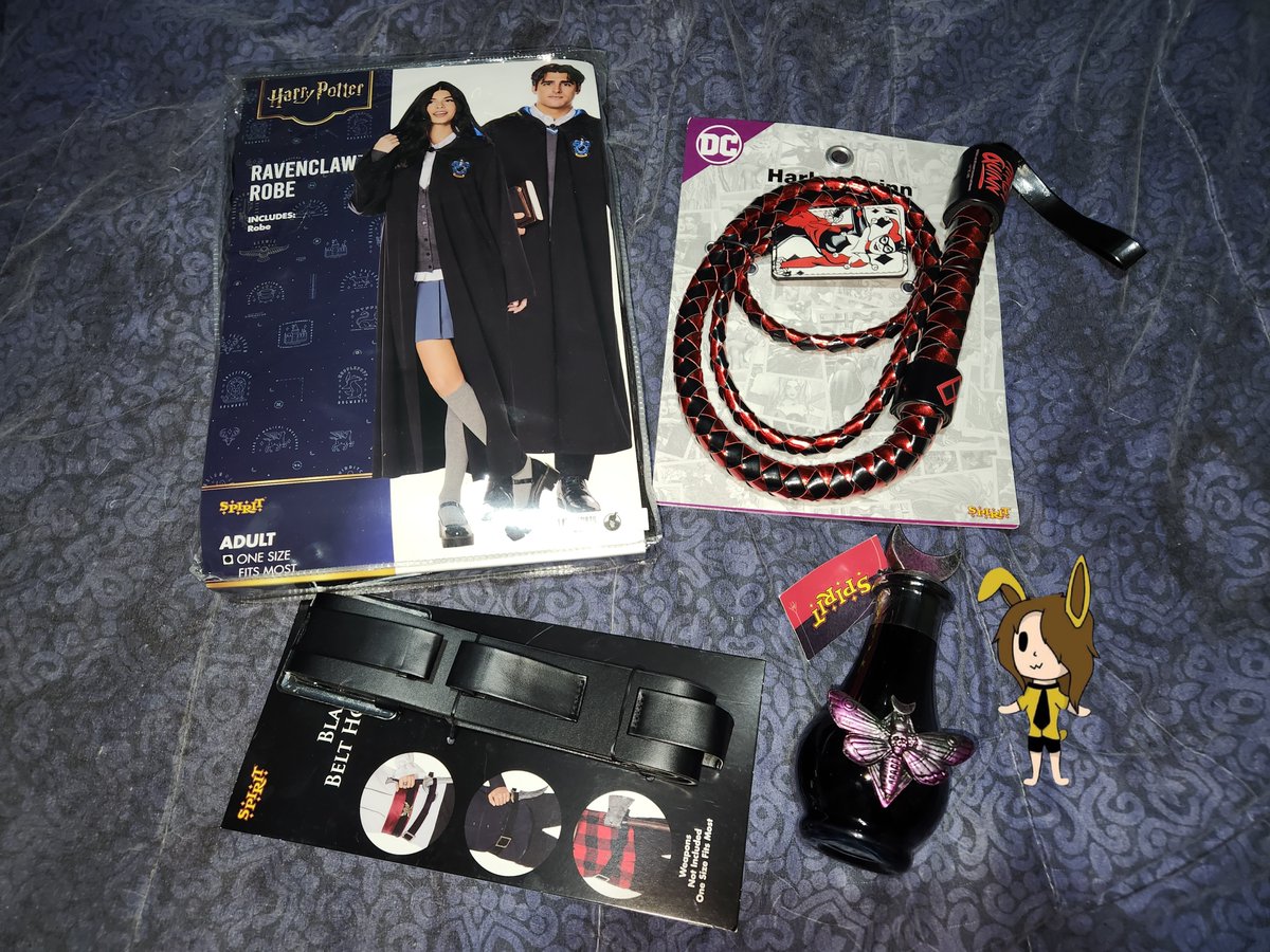 TopazDoomKitten's tweet photo. I realized the other day, when I posted the pics of my haul that I hadn't posted the ones from my first @SpiritHalloween trip. So here they are! #spookyseason #spookyaesthetic #cosplay https://t.co/sCu59jzTkO