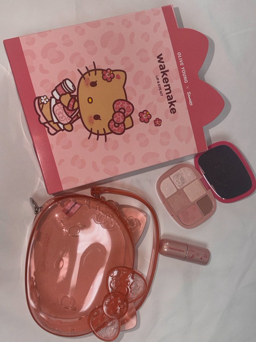 bubuxing's tweet photo. 🎀Wakemake x Hello Kitty 
Lip and Eye Kit แยกเป็น 2โทน (warm/cool)

🐆ราคา: 850 บาท (ปกติ 1200++)

ในเซ็ตประกอบไปด้วย 
- Soft sheer Multi palette 
- Waterfull Glow tint
- กระเป๋าคิตตี้

อันนี้ไม่เล่น ด่วนมาก พรี่กดของไว้รอละ รีบซื้อก่อน sold out เพราะคอลก่อนราคาอัพแรงมากก😔💔 https://t.co/cLDr3E47n9