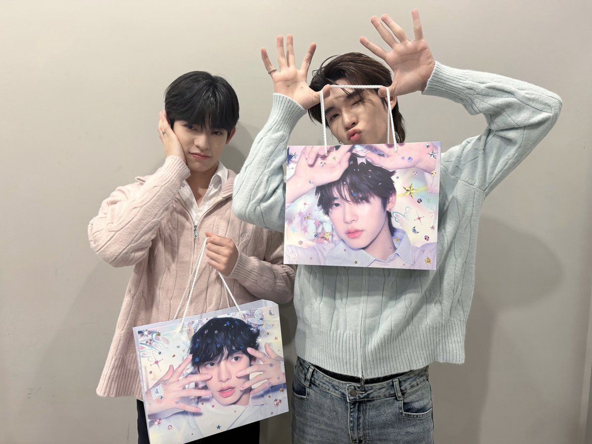 DomundiTV's tweet photo. ขอขอบคุณ @jarinyaofficial ที่ให้เกียรติ “ตี๋ตี๋” @twnpich และ “ป๋อ” @porsuppakarn ได้มาร่วม Live พูดคุยและทำกิจกรรมสนุก ๆ ในวันนี้นะคะ 🥰

ขอขอบคุณแฟน ๆ ทุกคนที่มาเจอกัน รวมถึงแฟน ๆ ที่ติดตามรับชม Live และส่งกำลังใจมาให้ทั้งสองคนด้วยนะคะ 🫶🏻✨️

#NewSSjarinyaxTTP https://t.co/JFwACQ67w5