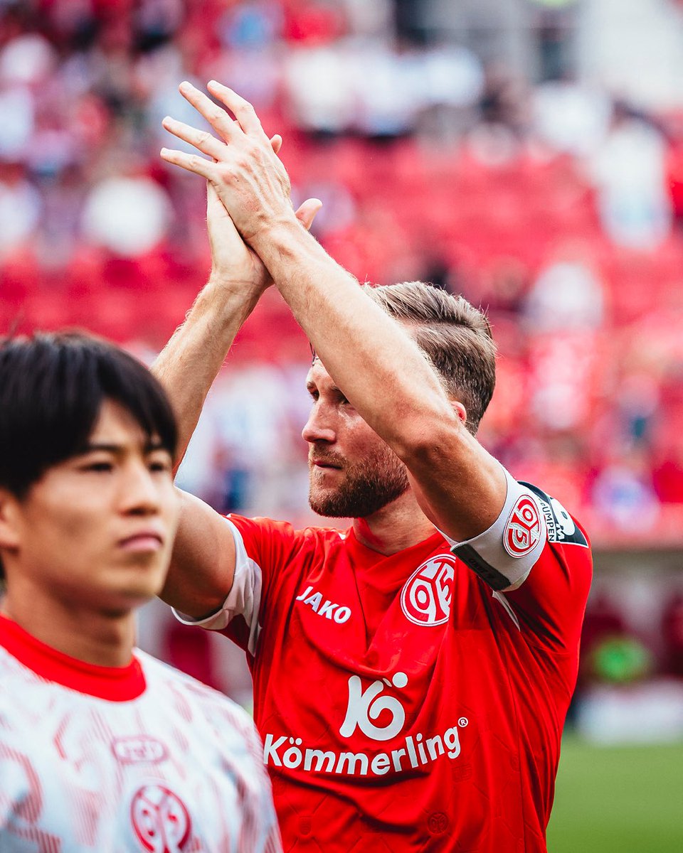 1FSVMainz05's tweet photo. Danke für euren grandiosen Support heute! 👏📣

#Mainz05 #M05SCP https://t.co/mpIcmZD7sf