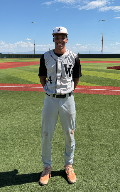 FiveToolNM's tweet photo. #JeffKiralyHSClassic F: @vvhsbb 12, ValleyBoys1
PoG: @bradynmaz 2-2, HR (inside-the-park), 3B, 5 RBI, BB
Hitter: @jb_______14 2-2, 2 3B, 3 RBI https://t.co/OieTmfWj1S