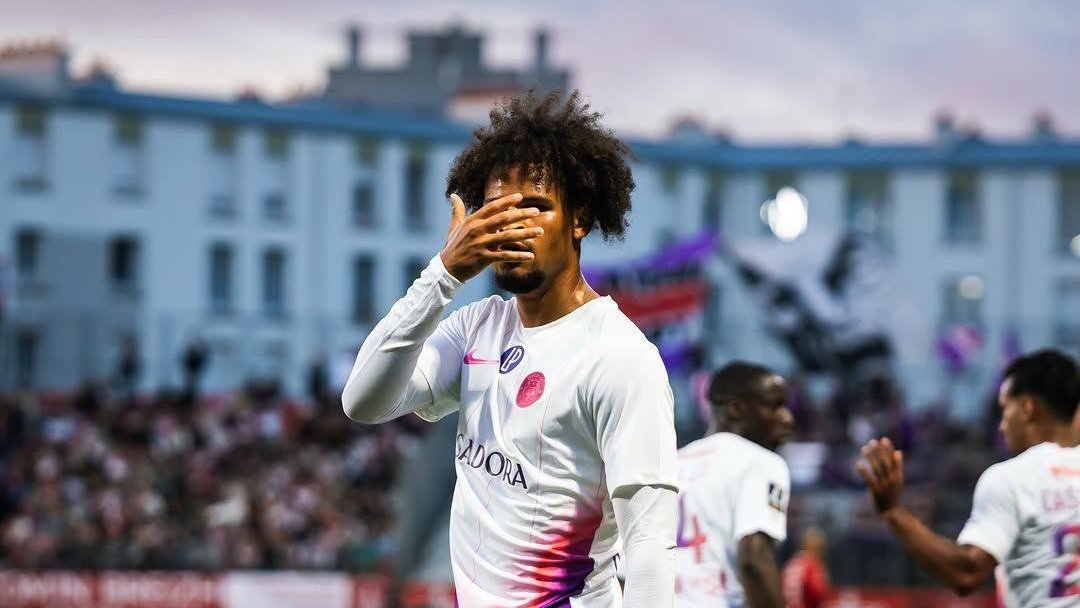 NorthernFutbol's tweet photo. What a day for #CanMNT talent in Europe.

🍁🏴󠁧󠁢󠁥󠁮󠁧󠁿Premier League goal for Millar
🍁🏴󠁧󠁢󠁥󠁮󠁧󠁿Championship brace for Larin
🍁🏴󠁧󠁢󠁥󠁮󠁧󠁿Championship goal for Jones
🍁🏴󠁧󠁢󠁥󠁮󠁧󠁿Championship assist for Eustàquio
🍁🏴󠁧󠁢󠁥󠁮󠁧󠁿Championship debut for Nelson 
🍁🇫🇷Ligue 1 goal for Russell-Rowe

https://t.co/Y177WAaaIs https://t.co/s2jkbwD5up