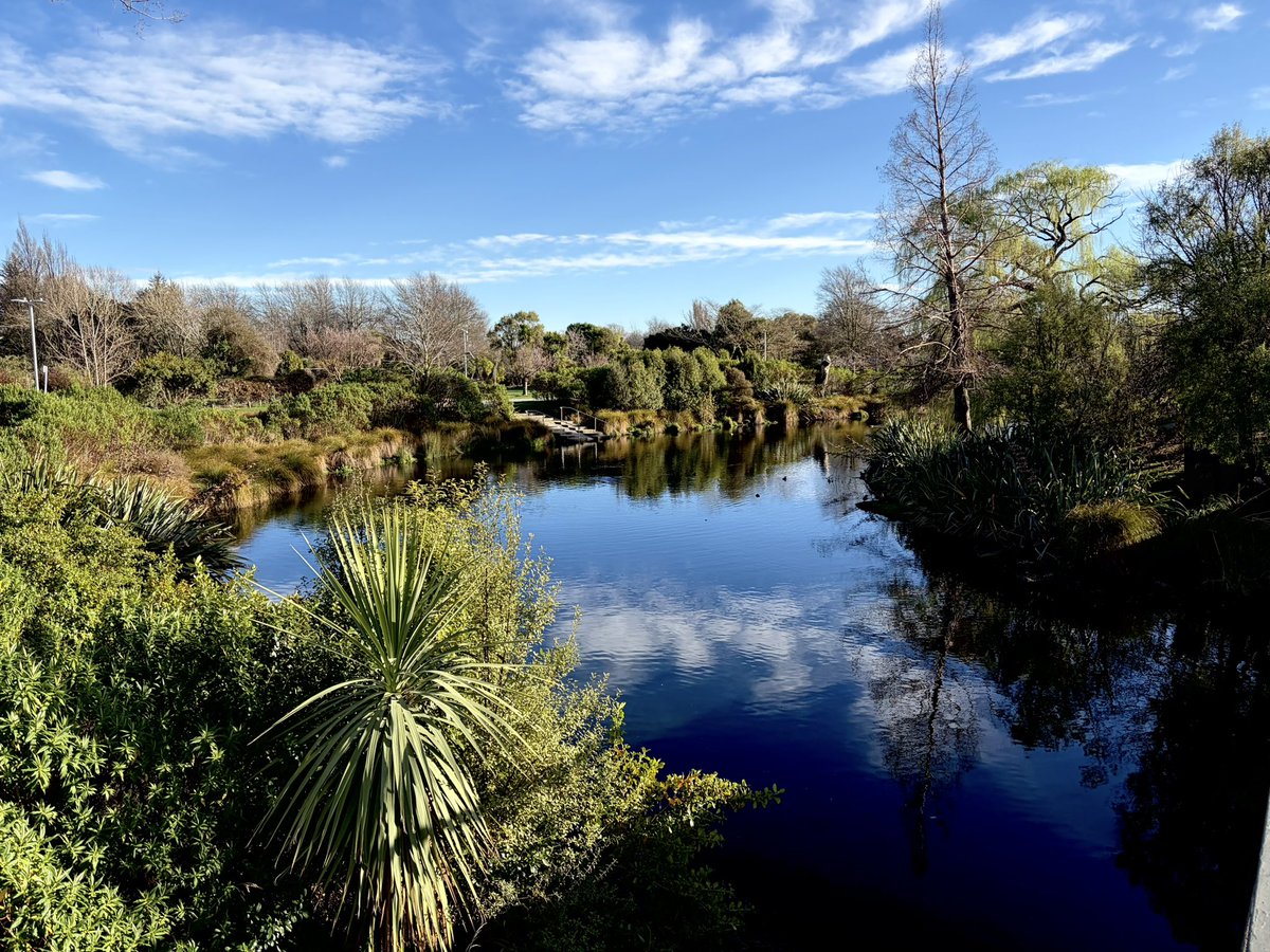 markowenmartin's tweet photo. Beautiful morning in Christchurch NZ. A nice breakfast at Little Poms Cafe near my apartment, and a chance to walk along the Avon River / Ōtākaro. It’s important to walk around rather than just go to and fro to campus. #DeepBreaths #AppreciateWhatYouHave #DocMartinInternational https://t.co/5WDX8DDaal