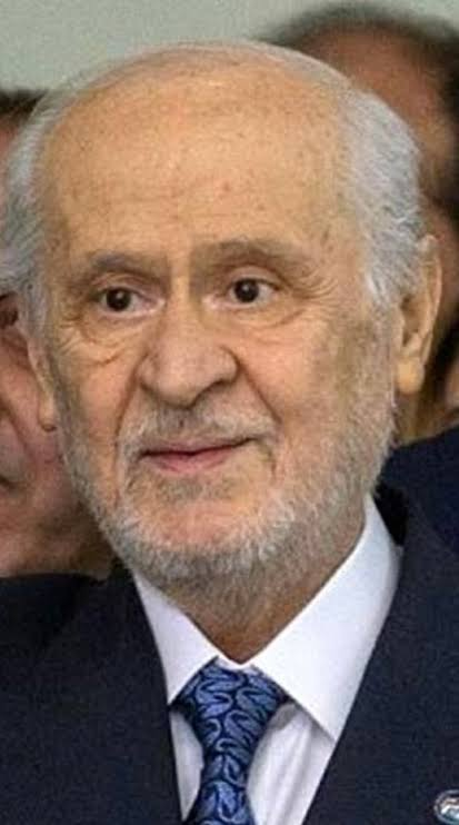 vedatikanovic's tweet photo. @Kuzeyekspres61 Sayın önder amed forması diyeceksiniz https://t.co/RxBoNTHjRx