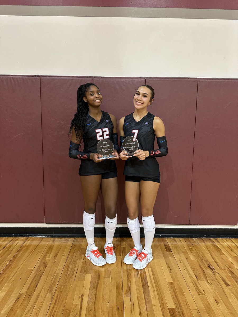 DHS_Vball's tweet photo. Congrats to Sophomore Peyton Smith and Junior Nayeli Dragoo-Crawford for receiving All-Tournament at Volleypalooza! https://t.co/yoEv8ysKsy