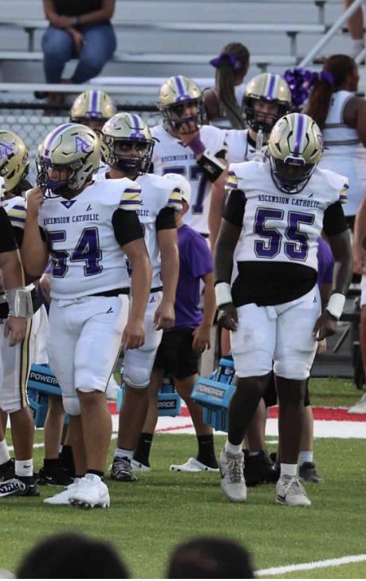 dayveongeason55's tweet photo. My first game on junior year went great https://t.co/tW1nP1c7oK