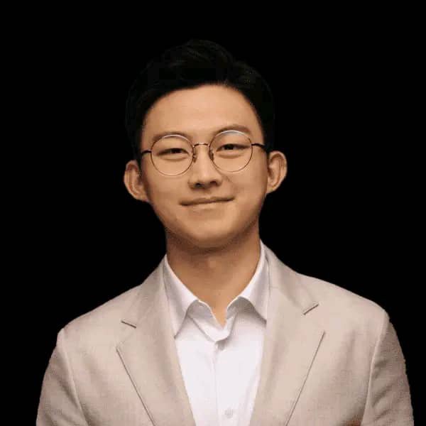 ItumaC70167's tweet photo. LATEST: 📊 CryptoQuant CEO Ki Young Ju says the peak of this bull cycle will likely be driven by institutional money and ETFs outside the US, with countries like Korea yet to launch spot Bitcoin ETFs. https://t.co/b3DdfdFfdB