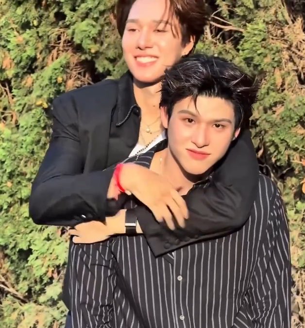 nn3abi's tweet photo. กุฝันอยู่ปะเนี่ย 😭😭😭😭😭😭😭😭😭 https://t.co/mpYlWYaqPB